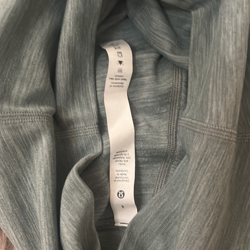 New without tags lululemon align leggings!!!